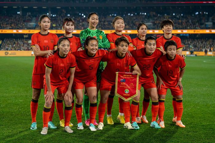 关于中国女足备战积极，努力提升实力的信息