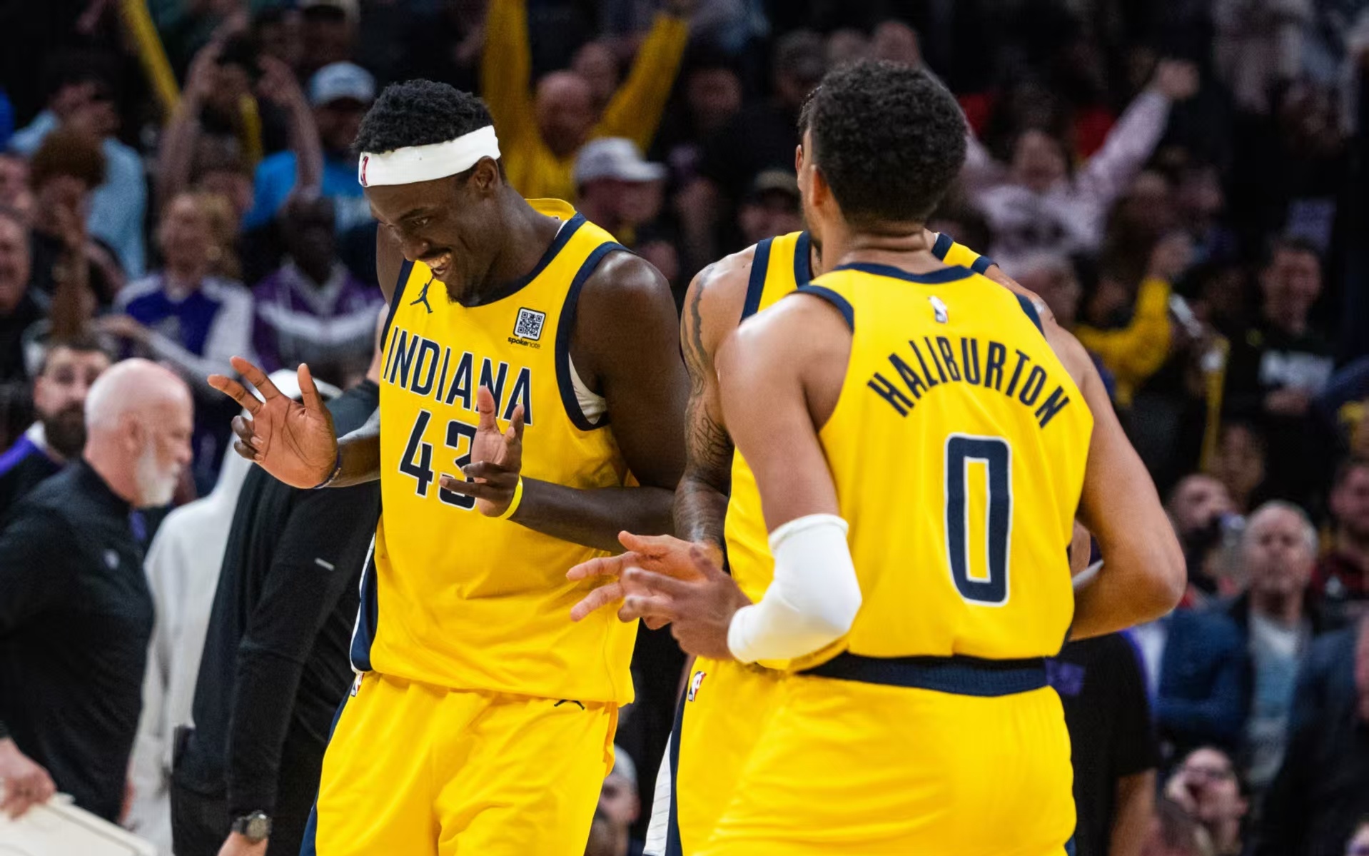 步行者横扫独行侠，晋级季后赛次轮的简单介绍