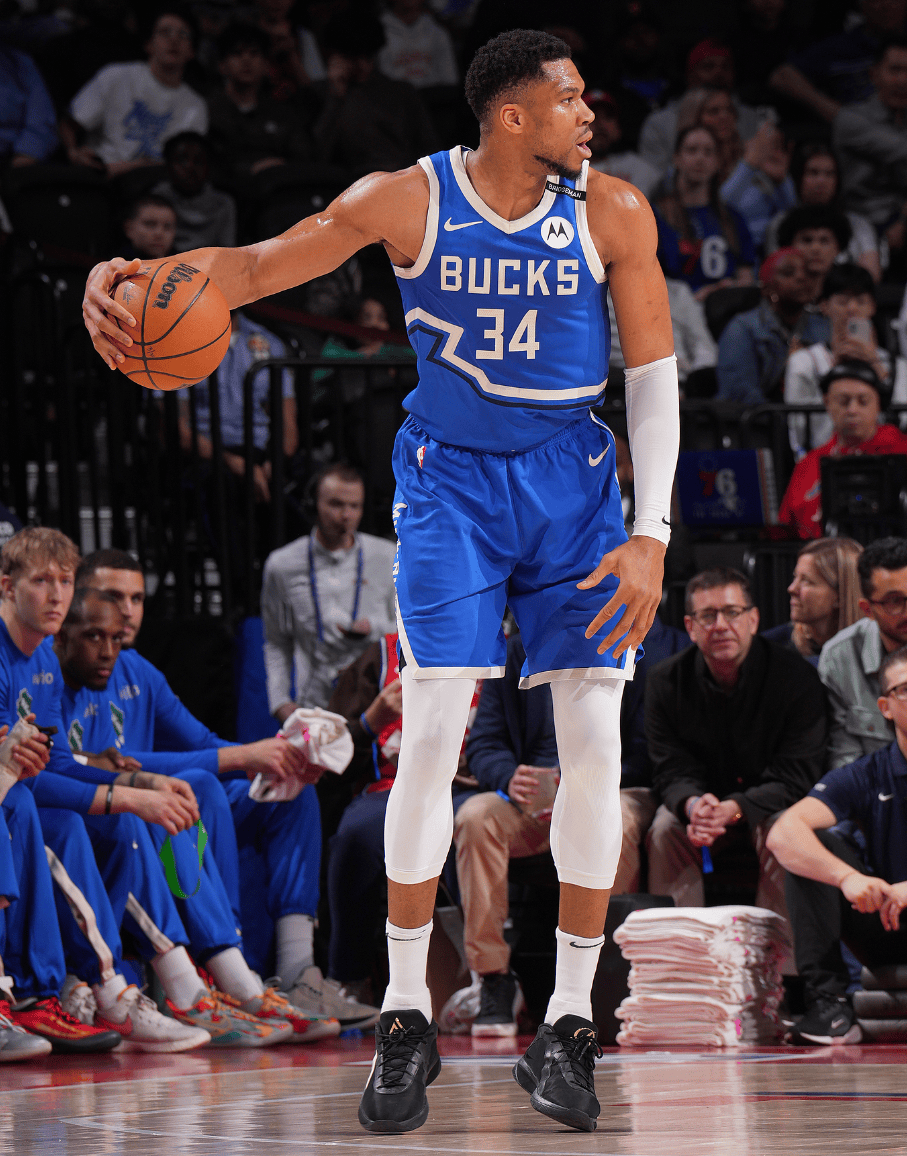 包含雄鹿大胜黄蜂：字母哥全面发挥的词条