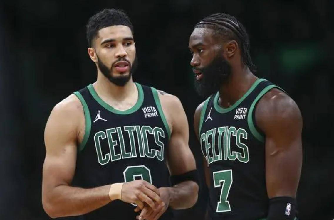 pg电子-绿军大胜篮网，杰伦-布朗砍下生涯新高30分的简单介绍