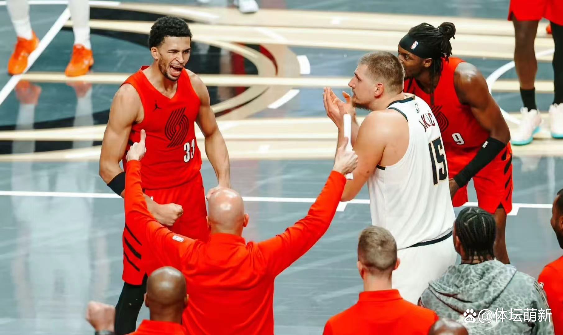 pg电子试玩网站-掘金险胜尼克斯，霍勒迪统治全场