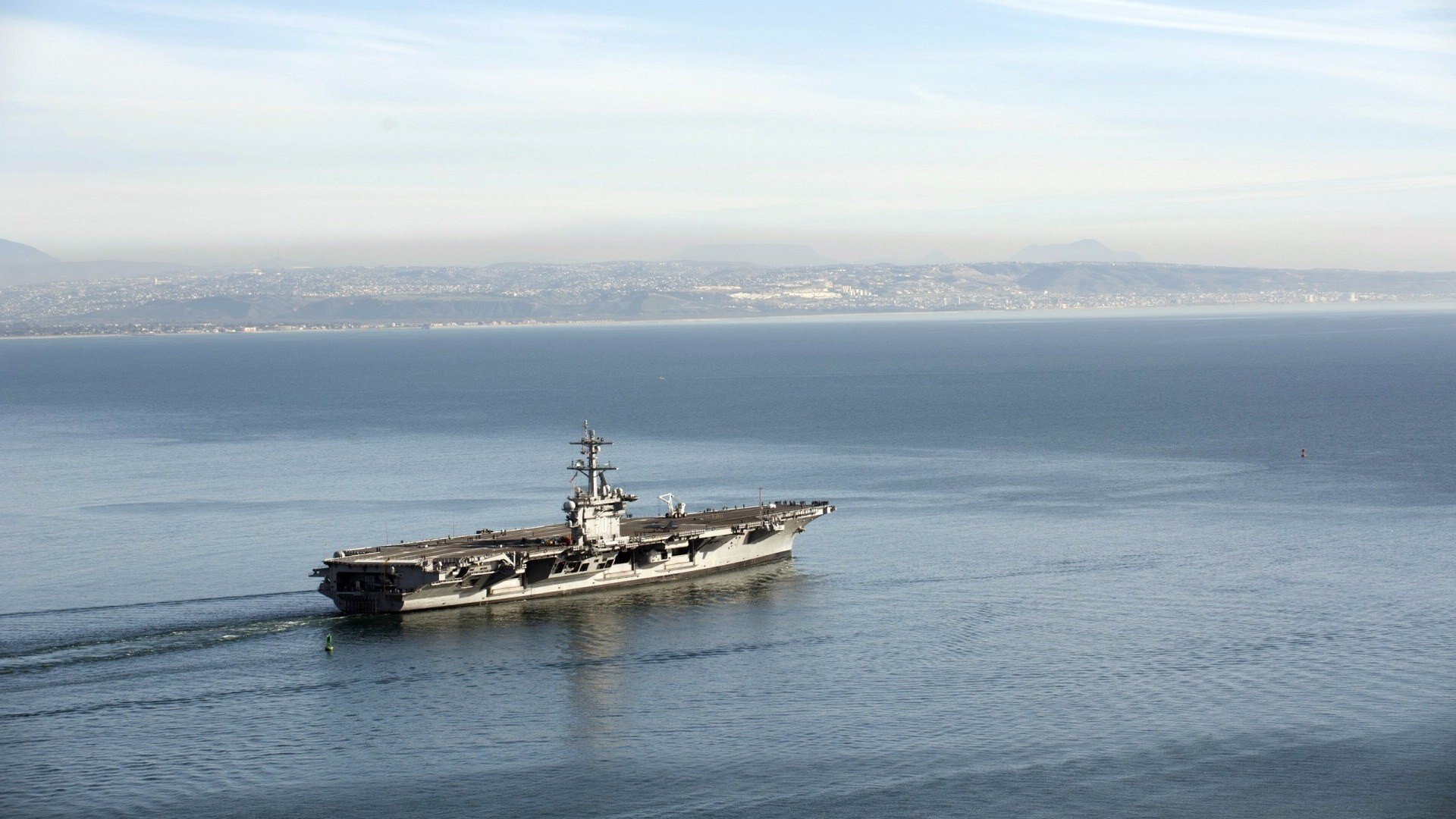 战火洗礼下的钢铁防线，金玟哉用巨星表现征服乌克兰