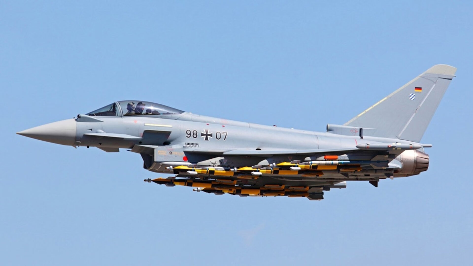 深圳队巧妙掌控节奏力克黄蜂，武切维奇稳定输出全程不掉线