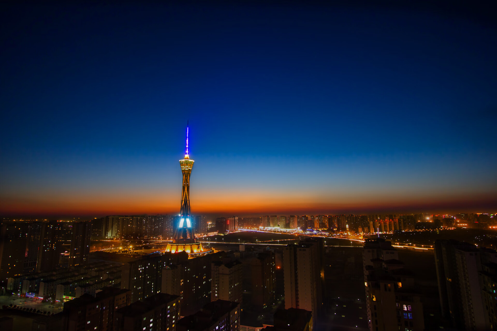 pg电子-武切维奇化身钢铁堡垒怒斩对手，迈阿密热火团队风暴掀翻华盛顿奇才